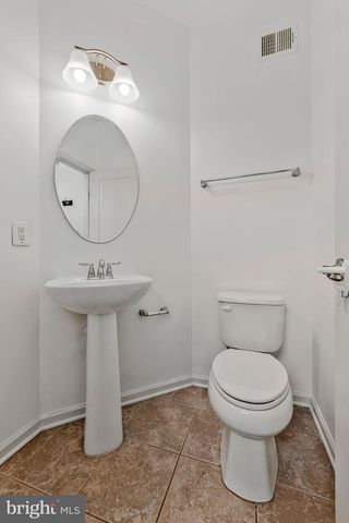 606 CHANCE PL, Capitol Heights, MD 20743