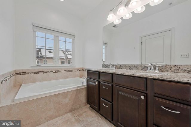 606 CHANCE PL, Capitol Heights, MD 20743