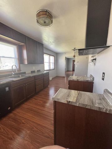 2900 Drexel AVENUE, Racine, WI 53403