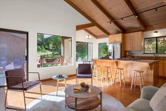 101 Ravinia Way, Los Gatos, CA 95032