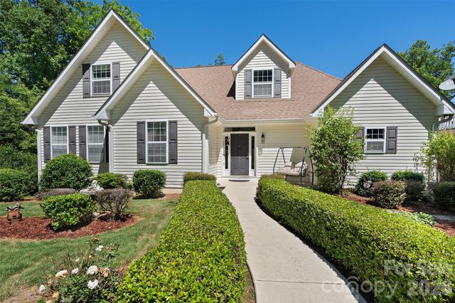 637 April Park, Waynesville, NC 28786