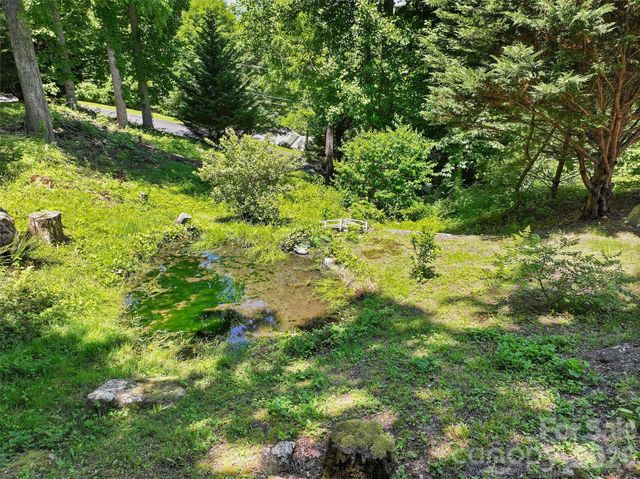 637 April Park, Waynesville, NC 28786