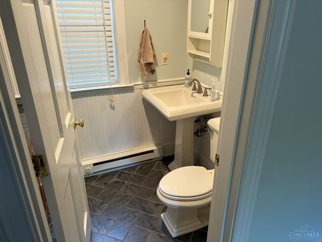 715 Brooks Avenue, Wyoming, OH 45215