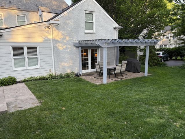715 Brooks Avenue, Wyoming, OH 45215