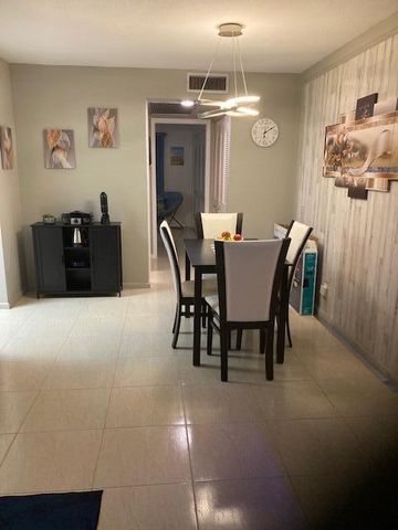 417 WINDSOR R, West Palm Beach, FL 33417