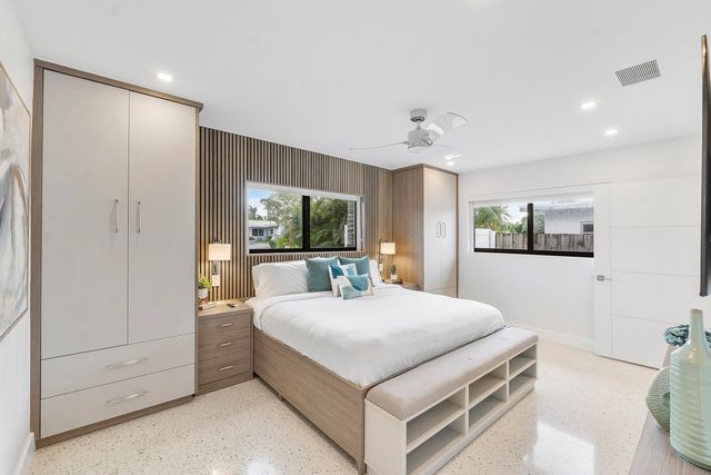 4875 NE 18th Avenue, Oakland Park, FL 33334