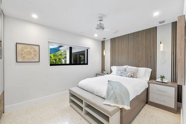 4875 NE 18th Avenue, Oakland Park, FL 33334