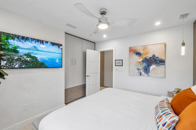 4875 NE 18th Avenue, Oakland Park, FL 33334