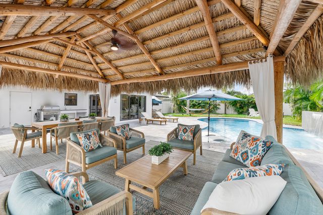 4875 NE 18th Avenue, Oakland Park, FL 33334