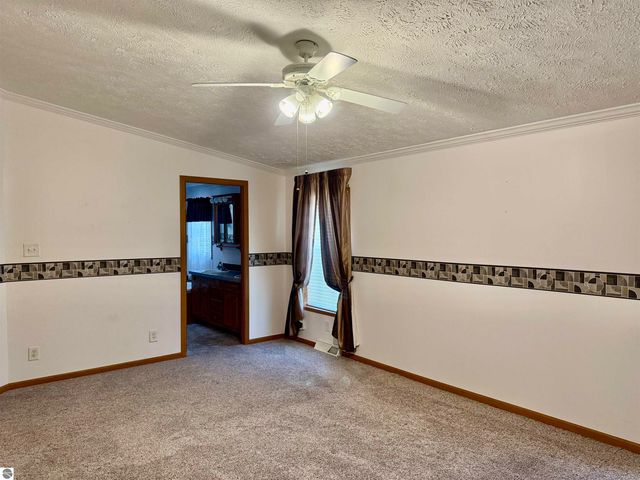 7679 Riverview Drive, St Louis, MI 48880