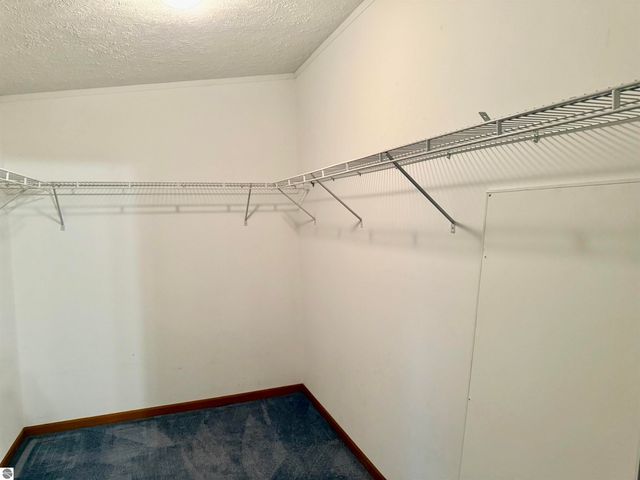 7679 Riverview Drive, St Louis, MI 48880