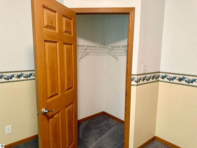 7679 Riverview Drive, St Louis, MI 48880