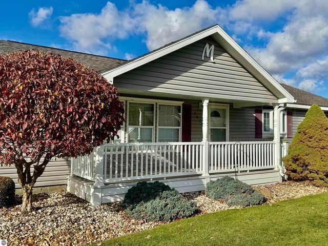 7679 Riverview Drive, St Louis, MI 48880