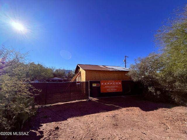 403 S El Paso Avenue, Tucson, AZ 85701