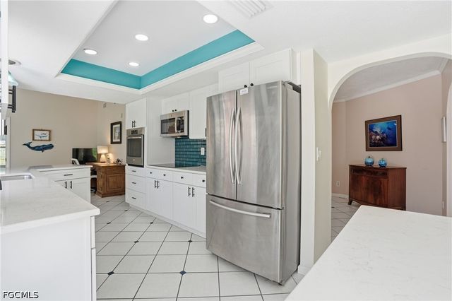 3809 SE 10th AVE, Cape Coral, FL 33904