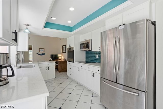3809 SE 10th AVE, Cape Coral, FL 33904