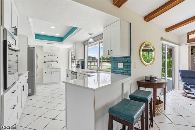 3809 SE 10th AVE, Cape Coral, FL 33904