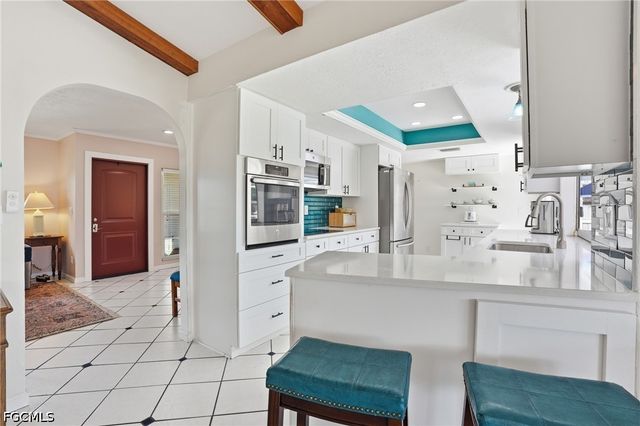 3809 SE 10th AVE, Cape Coral, FL 33904