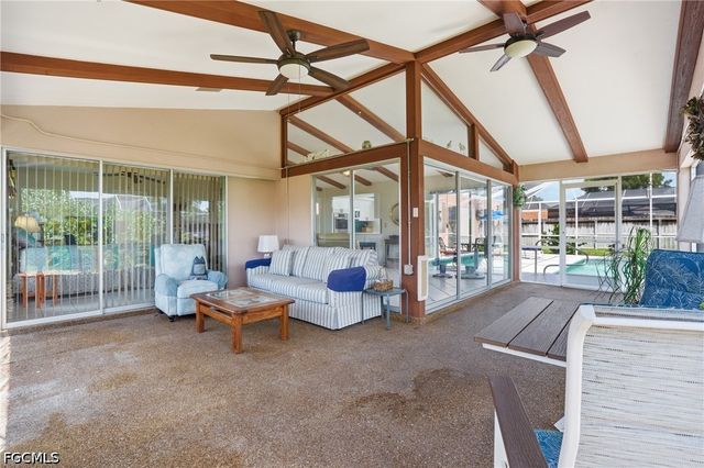 3809 SE 10th AVE, Cape Coral, FL 33904