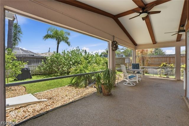 3809 SE 10th AVE, Cape Coral, FL 33904
