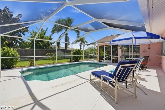 3809 SE 10th AVE, Cape Coral, FL 33904