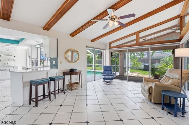 3809 SE 10th AVE, Cape Coral, FL 33904