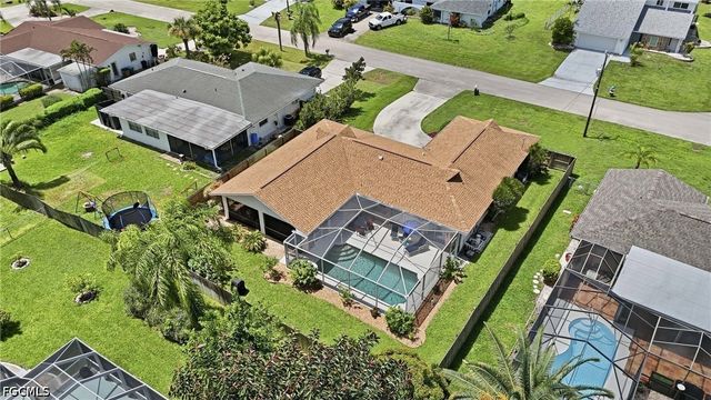 3809 SE 10th AVE, Cape Coral, FL 33904