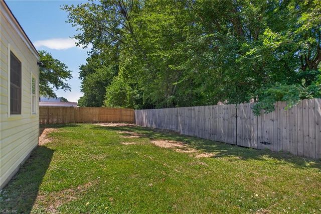 4579 Hialeah DR, Virginia Beach, VA 23464