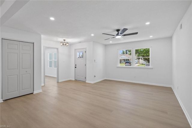 4579 Hialeah DR, Virginia Beach, VA 23464