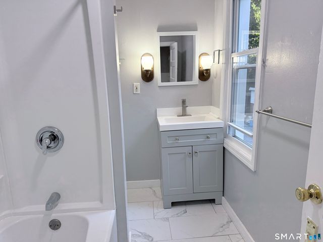 87-89 Maltby Street, Shelton, CT 06484