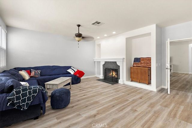 11930 Clayton Lane, Victorville, CA 92392