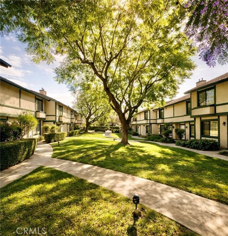 15230 Roxford Street 38, Sylmar (los Angeles), CA 91342