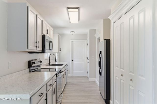 4817 Kings Drive, Wilmington, NC 28405