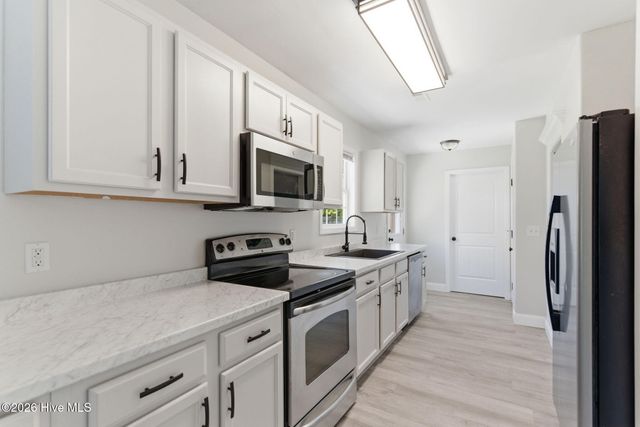4817 Kings Drive, Wilmington, NC 28405