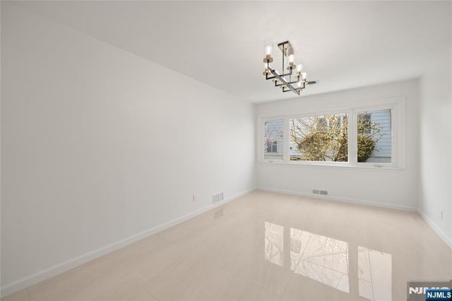 181 Haddenfield Road, Clifton, NJ 07013