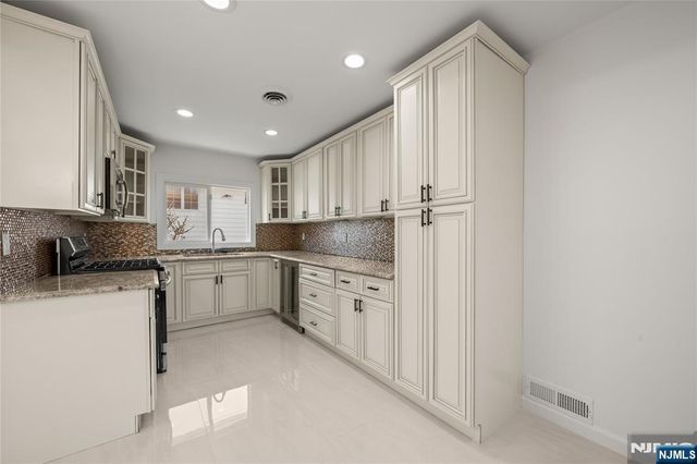 181 Haddenfield Road, Clifton, NJ 07013