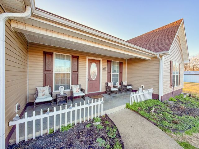 190 Johnson Rd, Pulaski, TN 38478