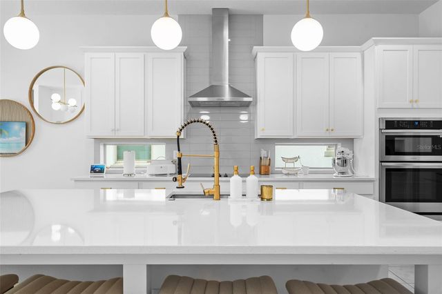 13736 LARKTON LANE, Orlando, FL 32832