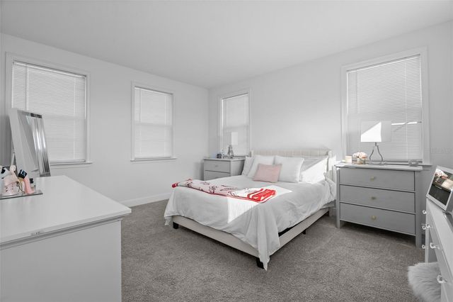 13736 LARKTON LANE, Orlando, FL 32832