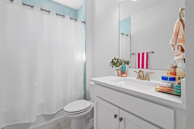 13736 LARKTON LANE, Orlando, FL 32832