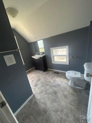 2420 5th Ave, Pueblo, CO 81003