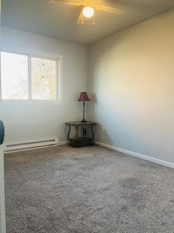 535 4th Avenue NW, West Fargo, ND 58078