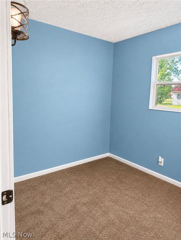 2708 19th Street NE, Canton, OH 44705