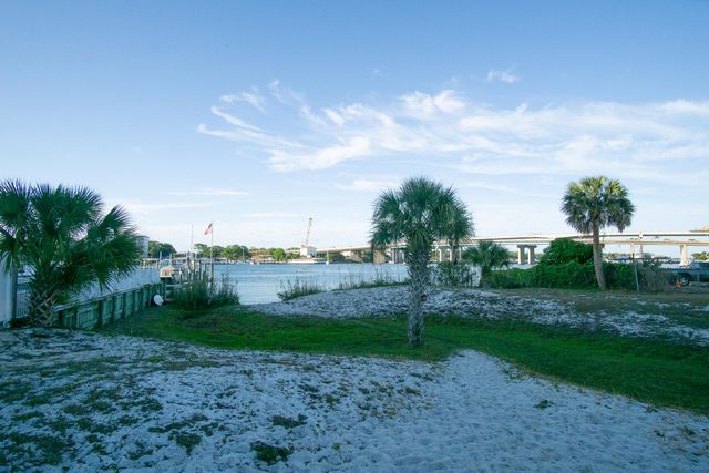 315 Bream Avenue UNIT 103, Fort Walton Beach, FL 32548