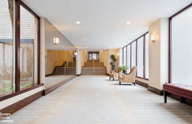520 E 72nd St Apt 12E, New York City, NY 10021
