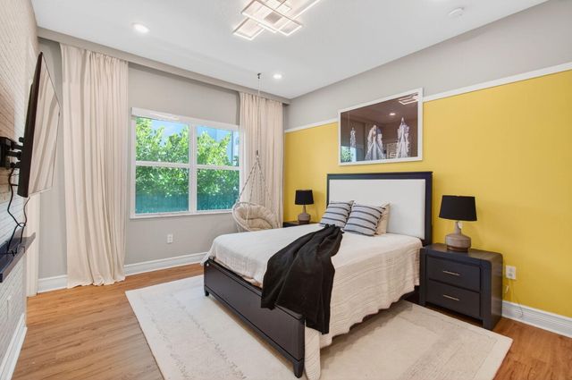 19886 Meadowside Lane Lane, Boca Raton, FL 33498