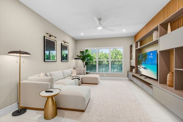 19886 Meadowside Lane Lane, Boca Raton, FL 33498