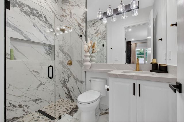 19886 Meadowside Lane Lane, Boca Raton, FL 33498