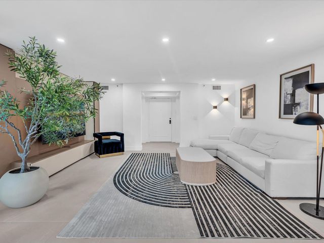 120 SE 5th Avenue 225, Boca Raton, FL 33432