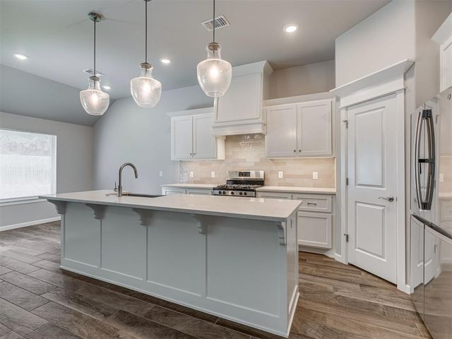 5209 White Gold Avenue, Edmond, OK 73034
